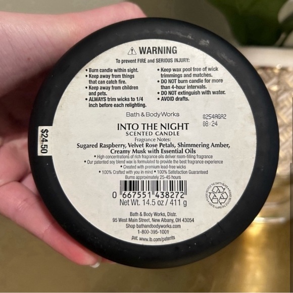 Bath and Body Works Into the Night 3-Wick Candle, NWT - Picture 3 of 3